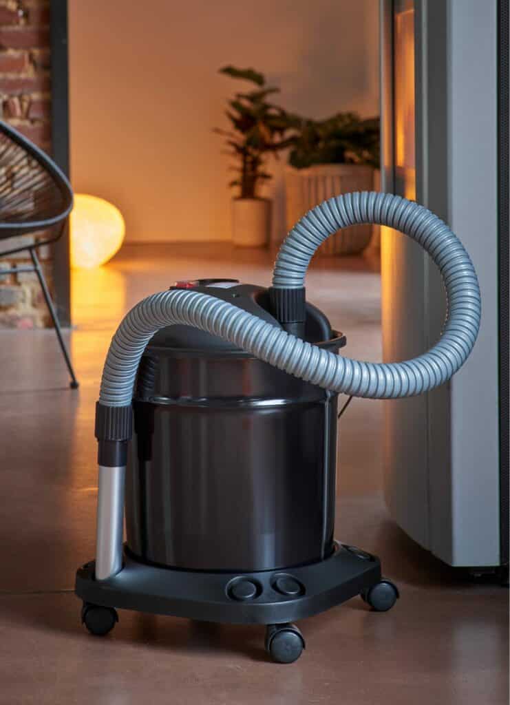 aspirateur à cendres pour poêle à granulés